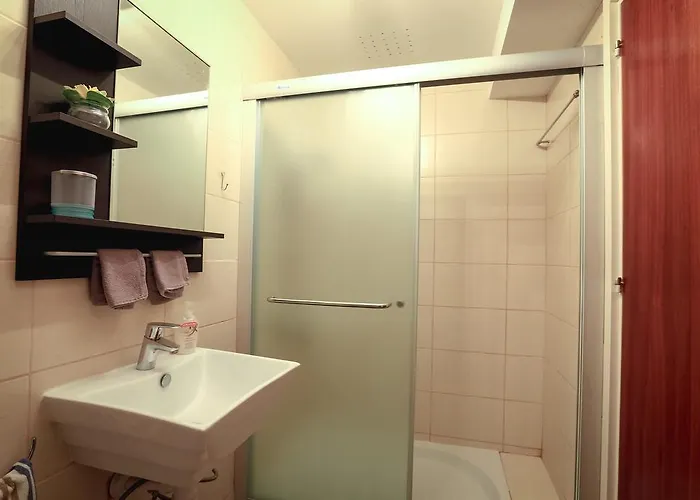 Achillion By 'flats Nicosia' * Nicosie