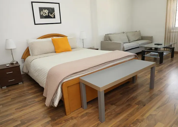 Апартаменти Achillion By 'flats Nicosia'